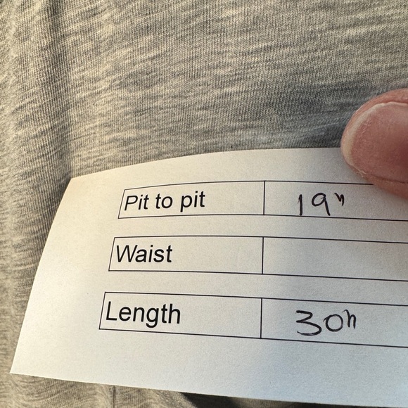 Lululemon Yogi Racer Back Tank Top Grey - Picture 9 of 9